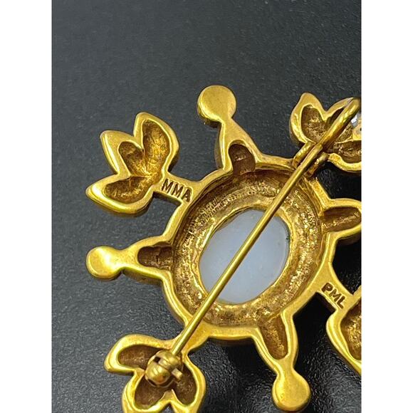 MMA PML Gold Plate Enamel Faux Pearl Pin / Pendant Metropolitan Museum of Art - Picture 7 of 9